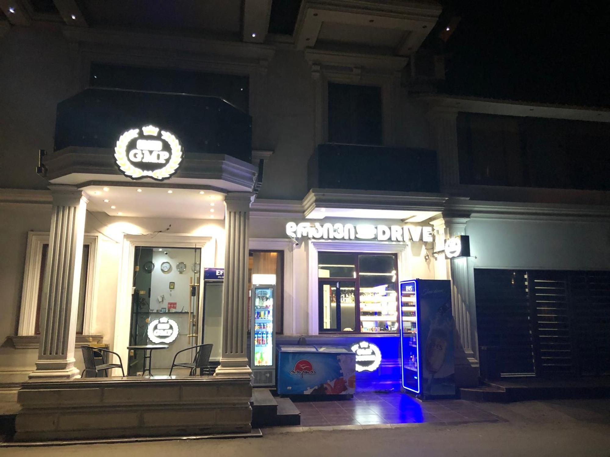 Grand Gmp Otel Tiflis Dış mekan fotoğraf