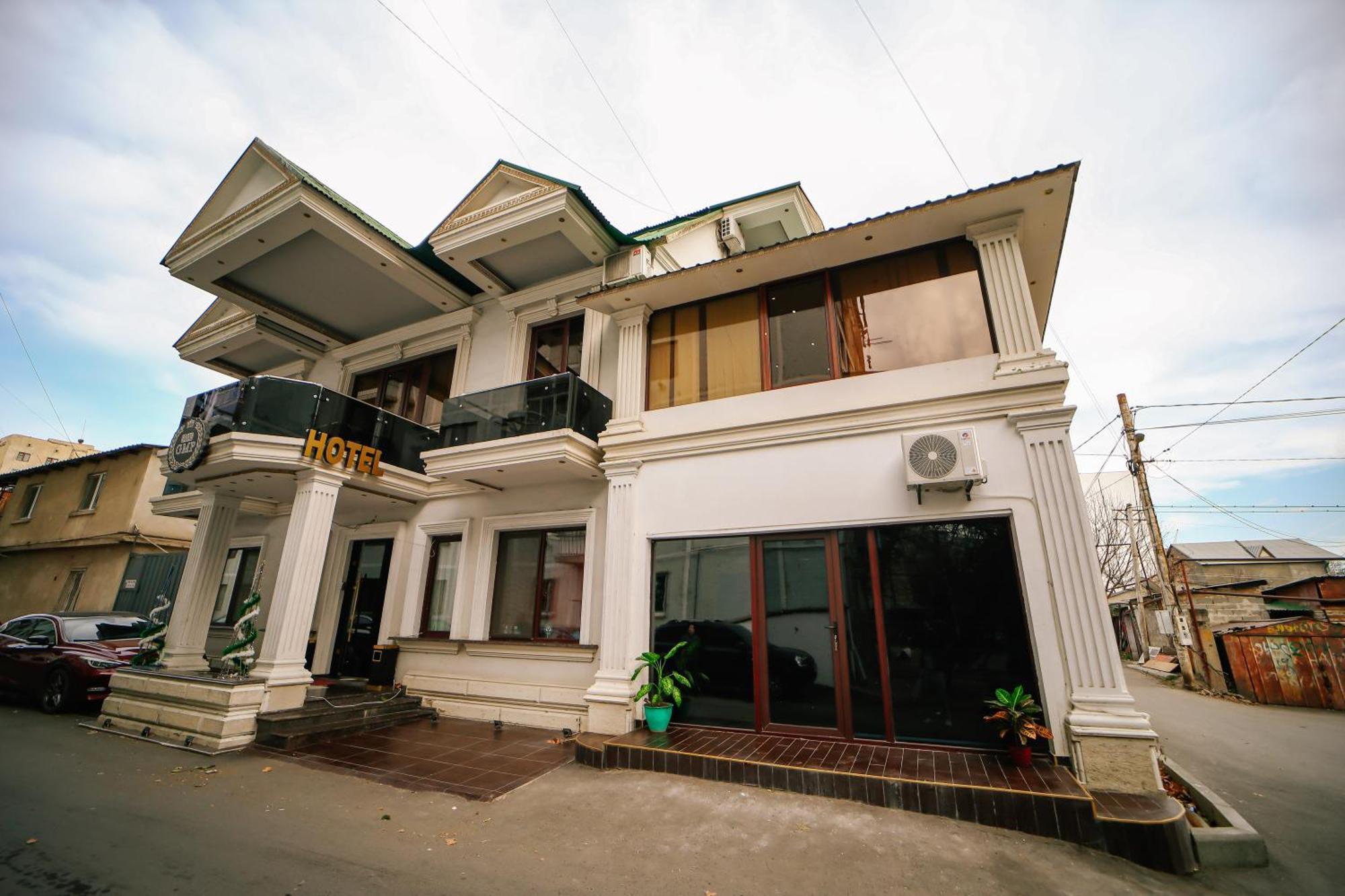 Grand Gmp Otel Tiflis Dış mekan fotoğraf
