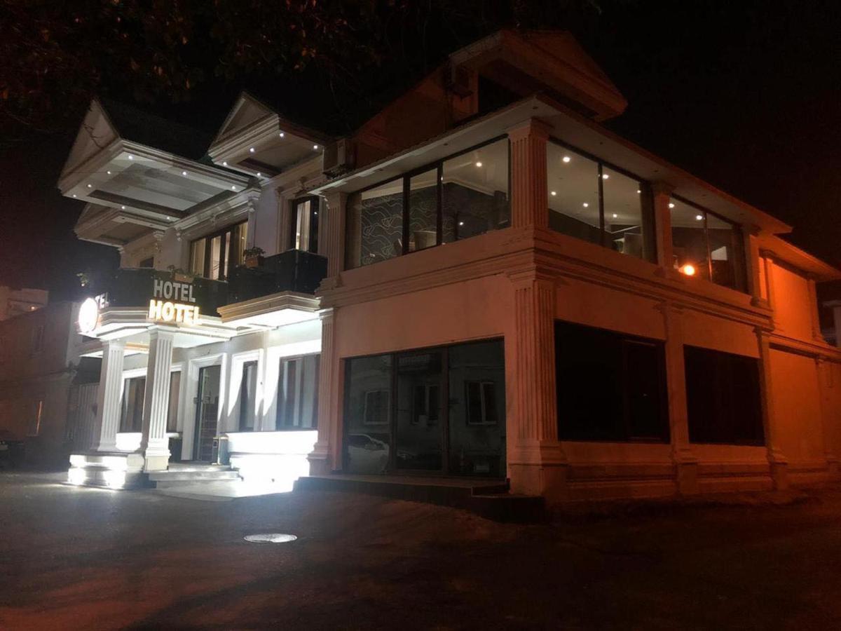 Grand Gmp Otel Tiflis Dış mekan fotoğraf